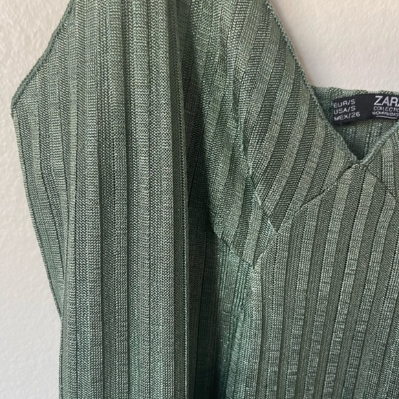 Zara‎ Collection Metallic Green Tank Top S - Picture 3 of 3